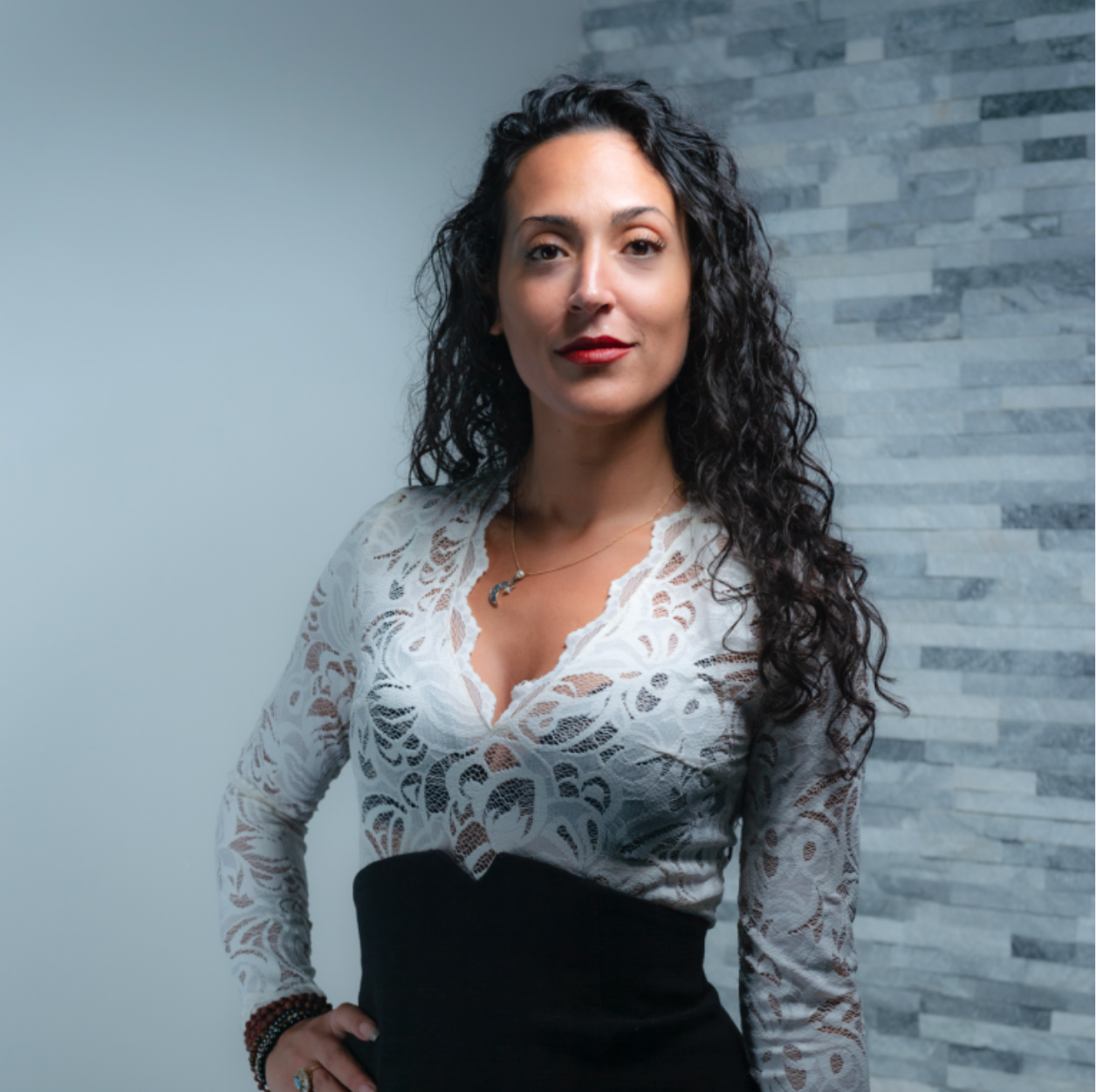 Ebru Eroksuz